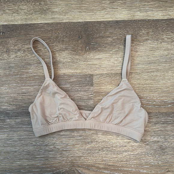 EUC Skims Bralette - Picture 1 of 5